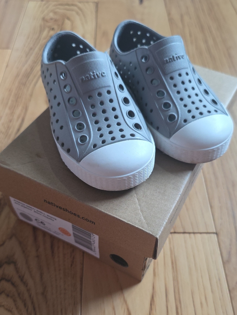 Native Kids Jefferson Shoes Pigeon Gray and Shell White